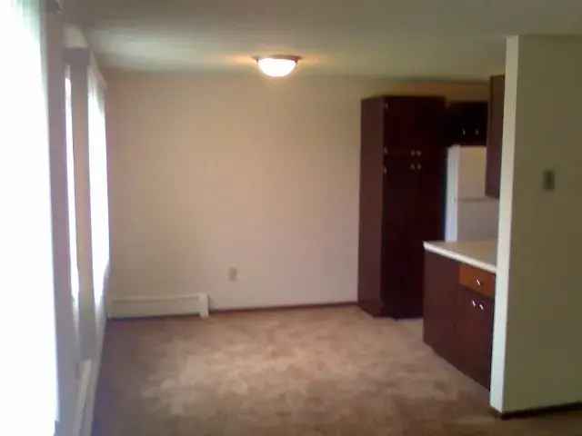 Rent 2 Bedroom Apartment with Air Conditioning and Off Street Parking