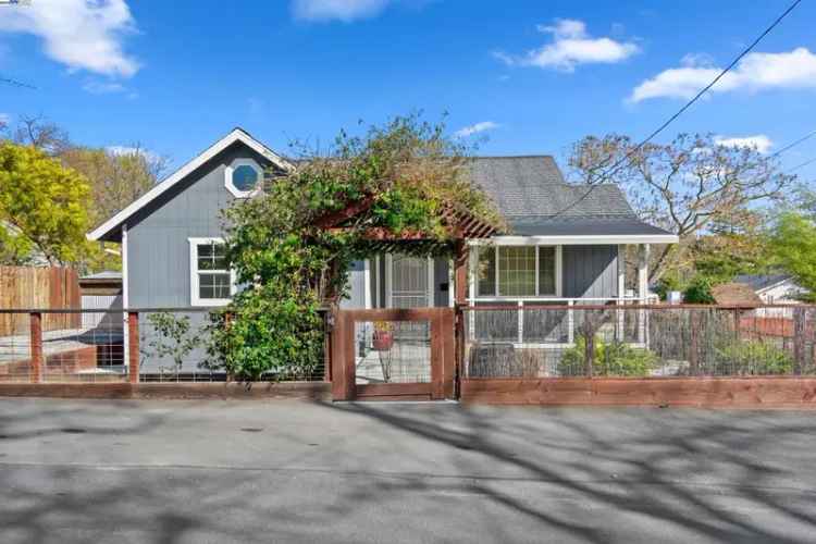 House For Sale in 1200, Veale Avenue, Martinez, California