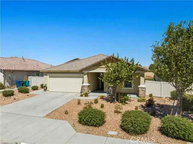 House For Sale in 3625, Garnet Lane, Lancaster, California