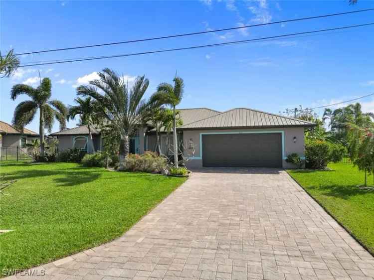 House For Sale in 813, Northwest 36th Place, Cape Coral, Florida