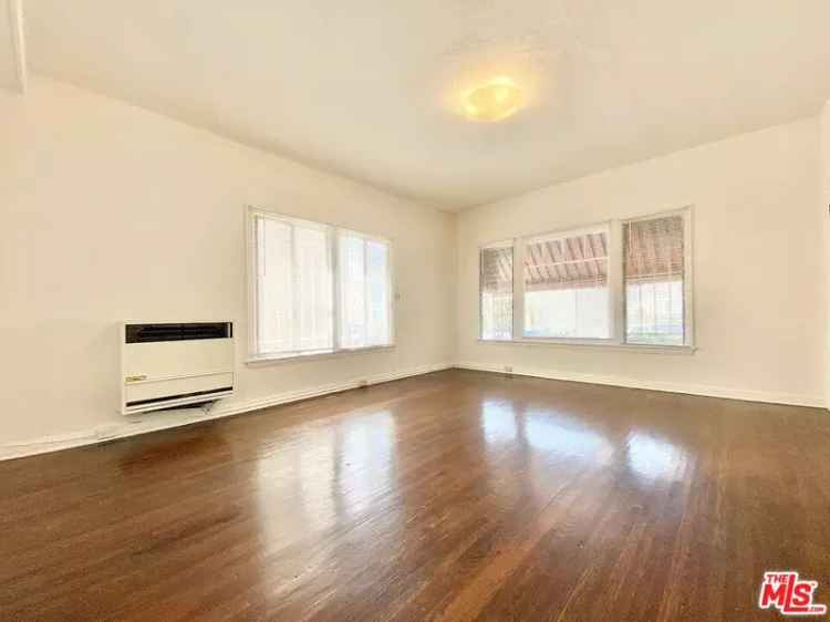 House For Sale in 358, North Ogden Drive, Los Angeles, California