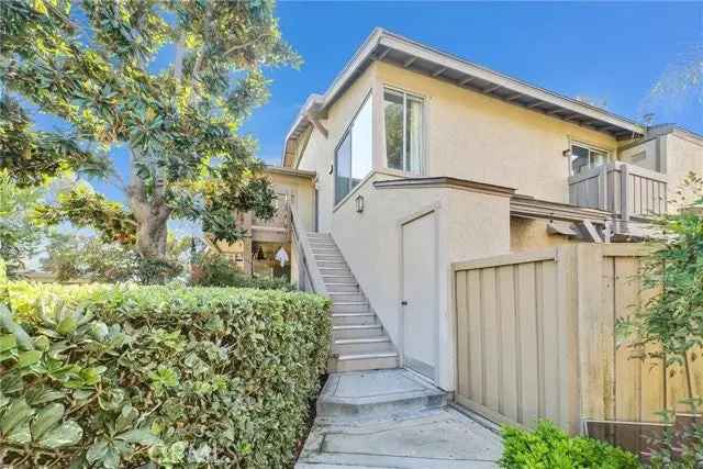 House For Sale in 148,150,152,154,156,158,160,162, Echo Run, Irvine, California