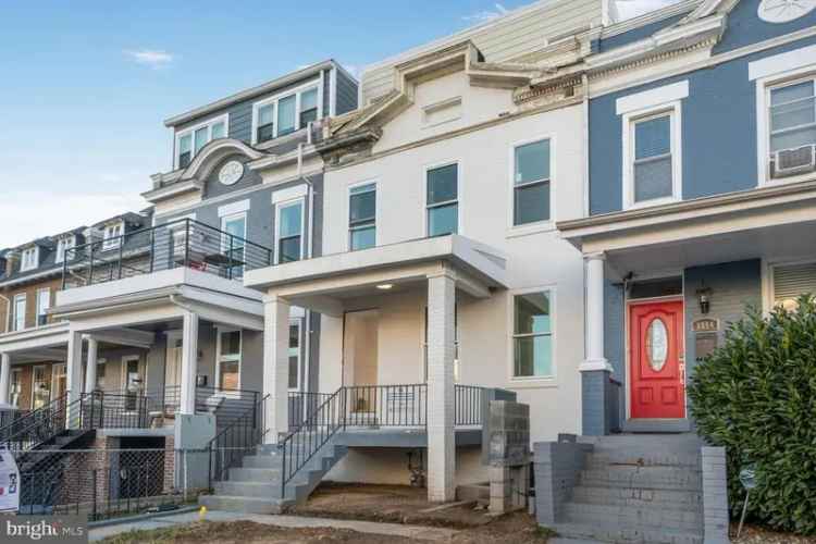 House For Sale in 3552, Warder Street Northwest, Washington, District of Columbia