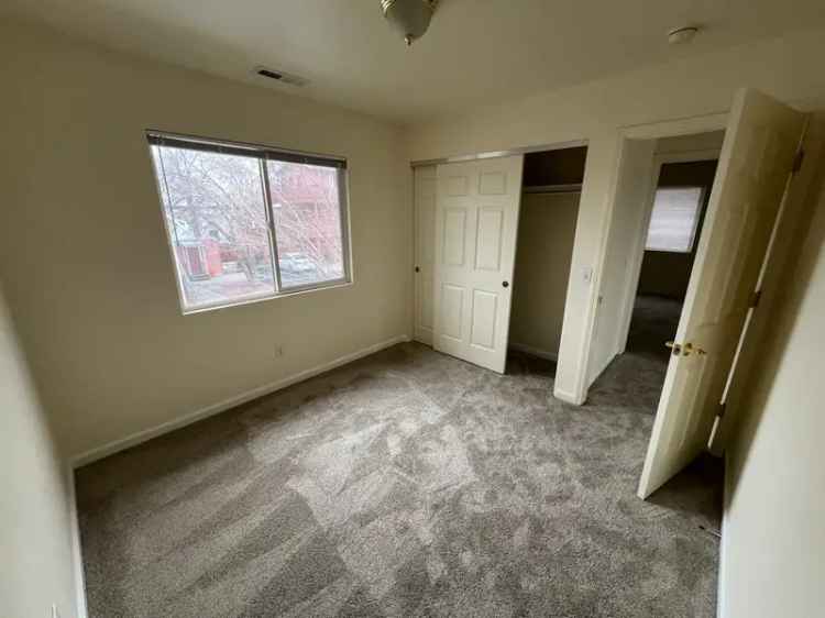 Rent Newly Remodeled Apartment in Midtown with 2 Beds and 2 Baths