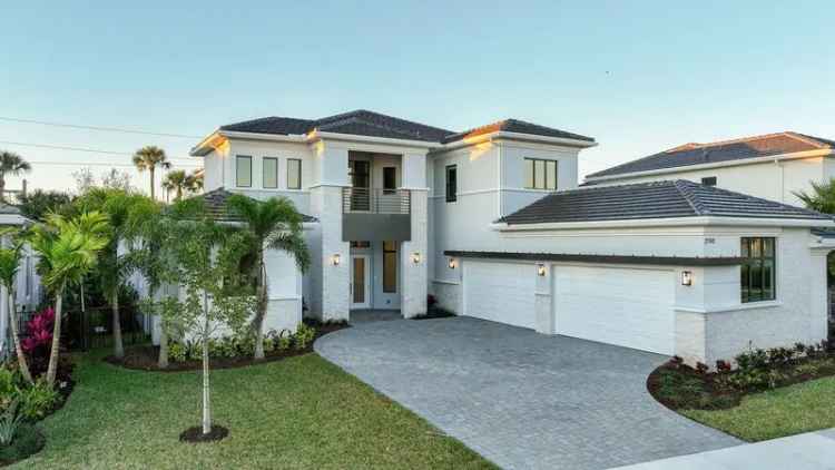 House For Sale in Boca Raton, Florida