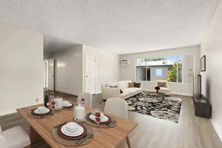 Rent Apartments in Canoga Park with Remodeling and Garden Views