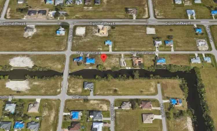 Land For Sale in 424, Northeast 15th Terrace, Cape Coral, Florida