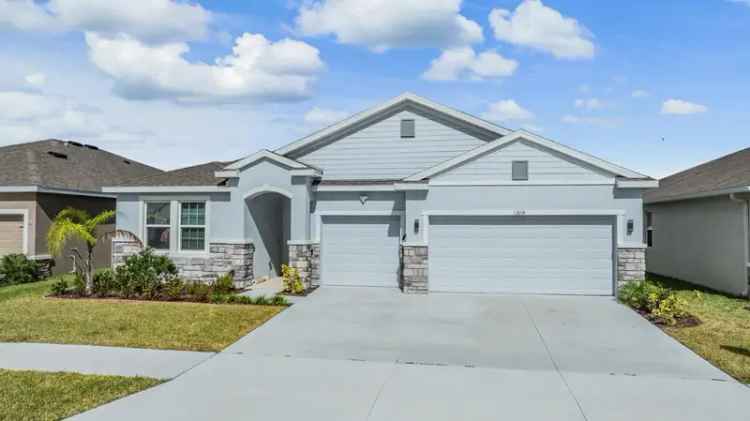 Rent Modern Home with Multi-Gen Living Quarters in Cedarbrook Neighborhood