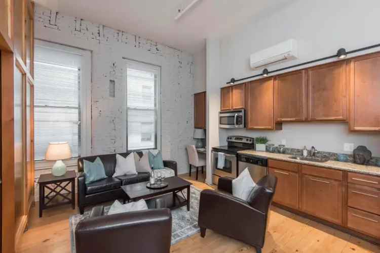 Rent Apartments in Center City with Access to Rittenhouse Square and More