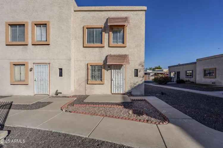 House For Sale in 4565, North 26th Drive, Phoenix, Arizona