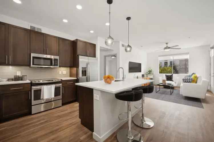 Rent Luxury Apartments in Phoenix Arts District with High-End Amenities