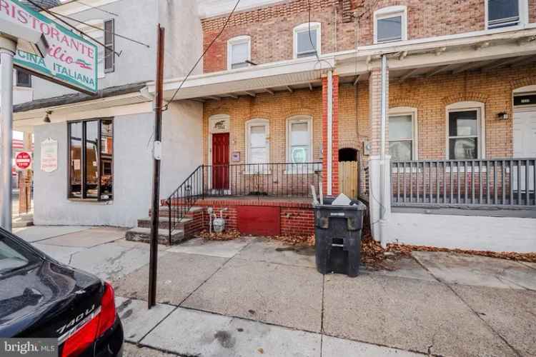 House For Sale in 1902, Lancaster Avenue, Wilmington, Delaware