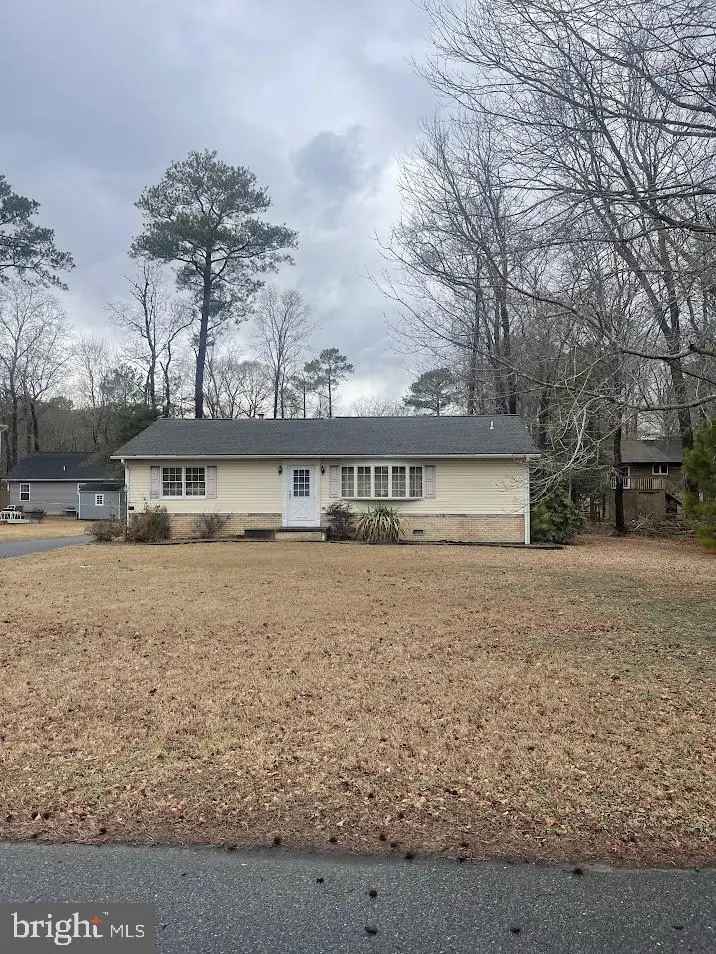 House For Sale in Dagsboro, Delaware