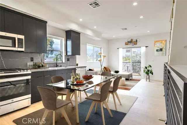 House For Sale in 6006, Comey Avenue, Los Angeles, California