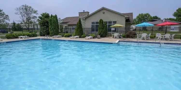 Apartments for Rent in Candlelight Village Columbus with Great Amenities