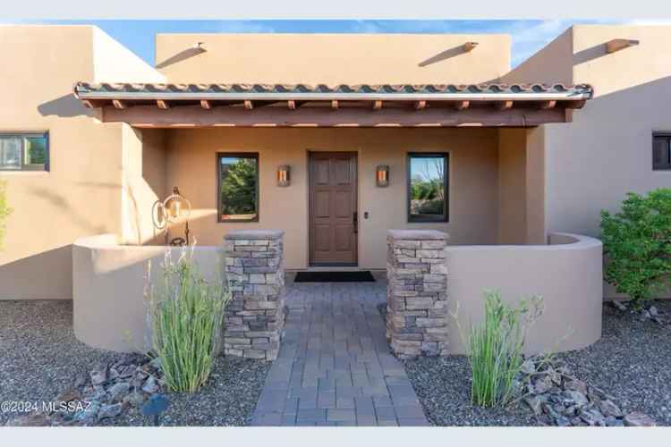 Buy House with Pool in Oro Valley with Panoramic Views and Stylish Features