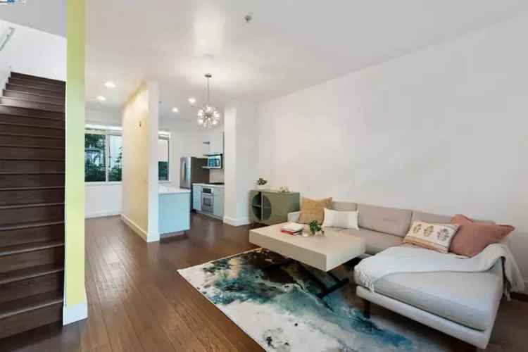 Buy Townhome Style Condo in Pacific Cannery Lofts with Modern Features