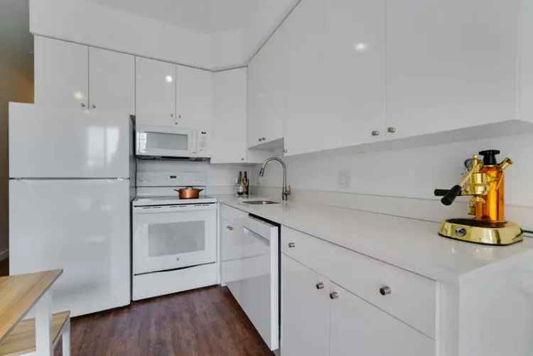 Rent Apartments in Jersey City with Amenities and Month Free Offer