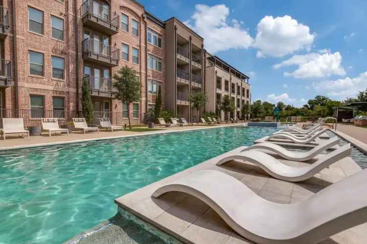 Rent Apartments in Farmers Branch TX with Modern Amenities