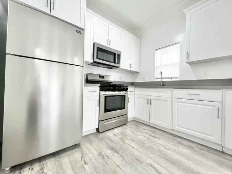 Rent Beautiful Spacious 2 Bedroom Apartment in Koreatown with Washer Dryer