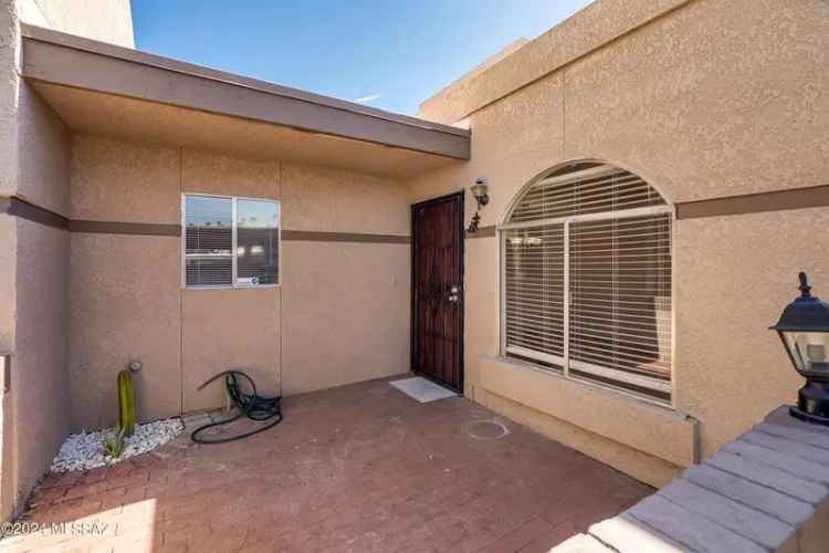 Townhouse for Sale with Patios and Yard Near University of Arizona