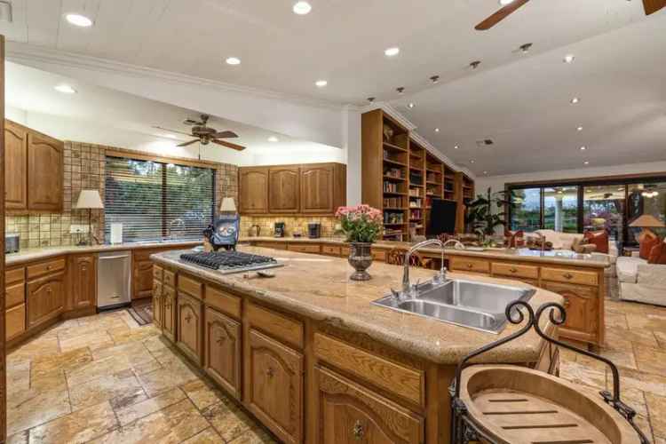 Rent Luxury Home in Rancho Mirage with Private Tennis Court and Pool