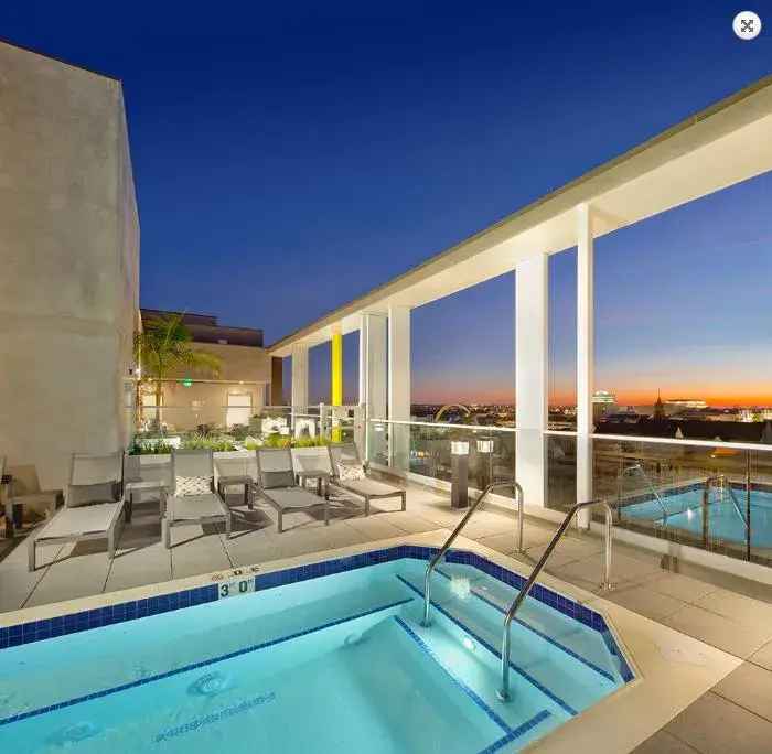 Rent Apartments in Culver City with Luxury Amenities and Great Views