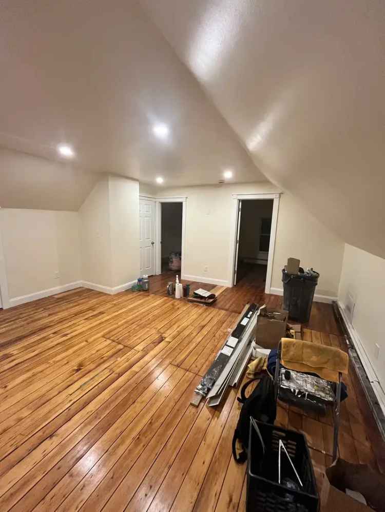 Rent Apartment Unit in Olneyville with Utilities Included