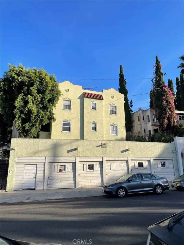 House For Sale in 860, North Occidental Boulevard, Los Angeles, California