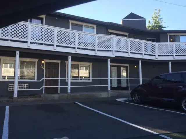 Rent Studio and 2 Bedroom Apartments Near Skagit River in Mount Vernon