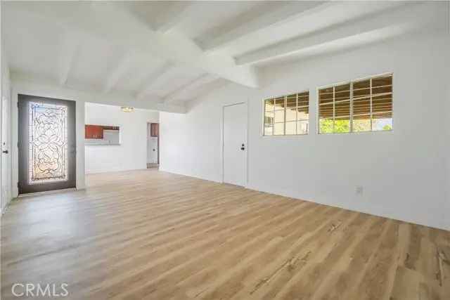 House For Sale in 1976, Galemont Avenue, California