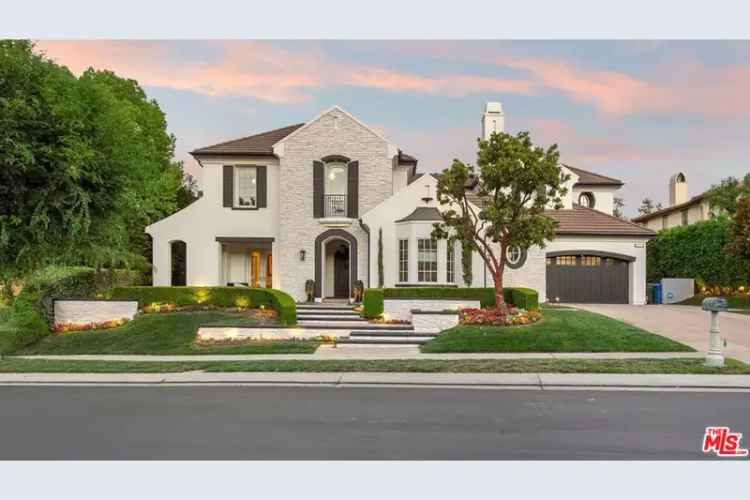 Buy estate in Calabasas featuring five bedrooms and luxurious outdoor space