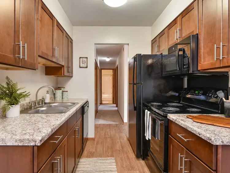 Rent Apartments in Plymouth MN with Easy Access to Minneapolis