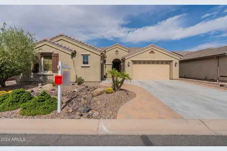 Buy Miramonte Home with 2 Bedrooms and 2.5 Baths Featuring Extended Garage