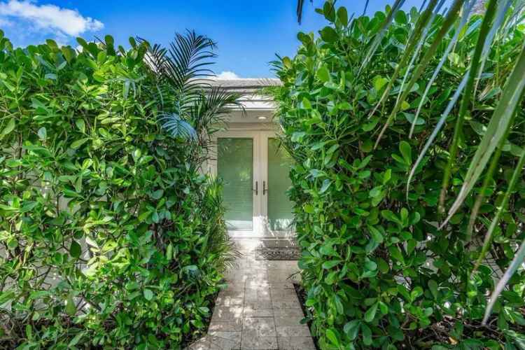 House For Sale in 921, Cypress Drive, Delray Beach, Florida