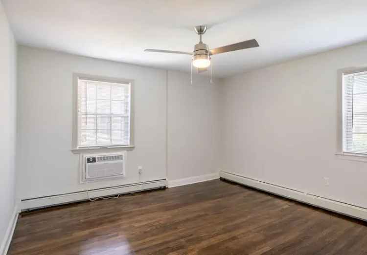 Rent Apartments in Woodbridge with Modern Amenities and Spacious Layouts