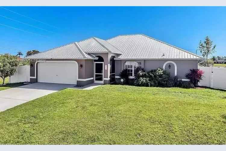 House For Sale in 2707, Northeast 5th Place, Cape Coral, Florida