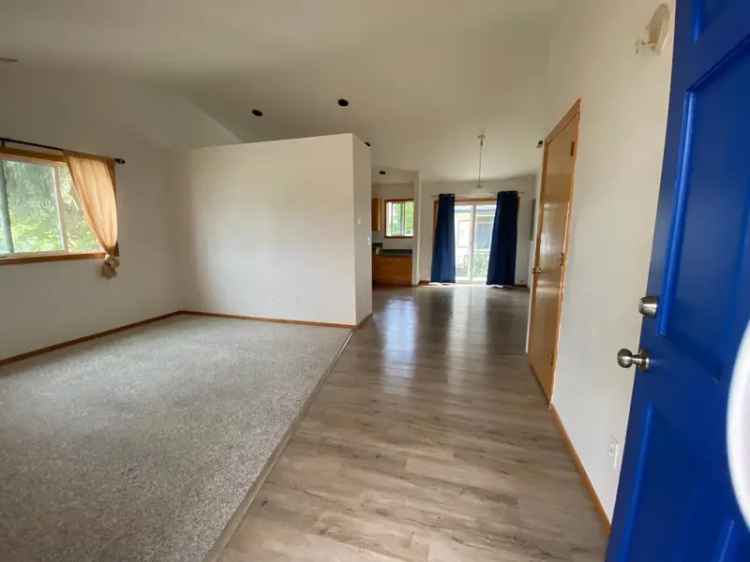 Home for Rent Near Kings and Grant with Yard and Open Living Space