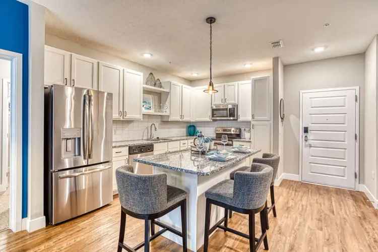 Rent Luxury Apartments at The Parker at Maitland Station in Orlando