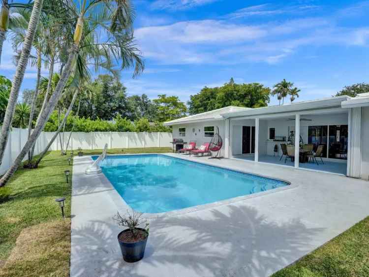 House For Sale in 85, Southwest 11th Court, Boca Raton, Florida