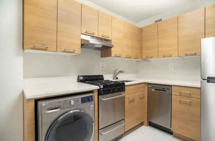 Rent Gelmarc Towers Apartments with Great Features Near Dupont Circle