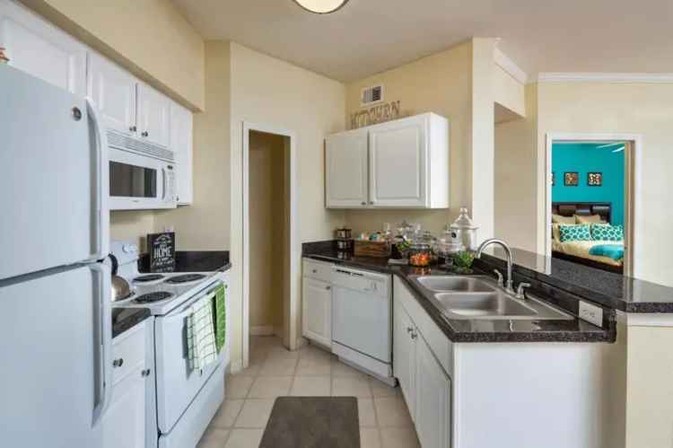 Rent Apartments in Brandon with Spacious Layouts and Great Amenities