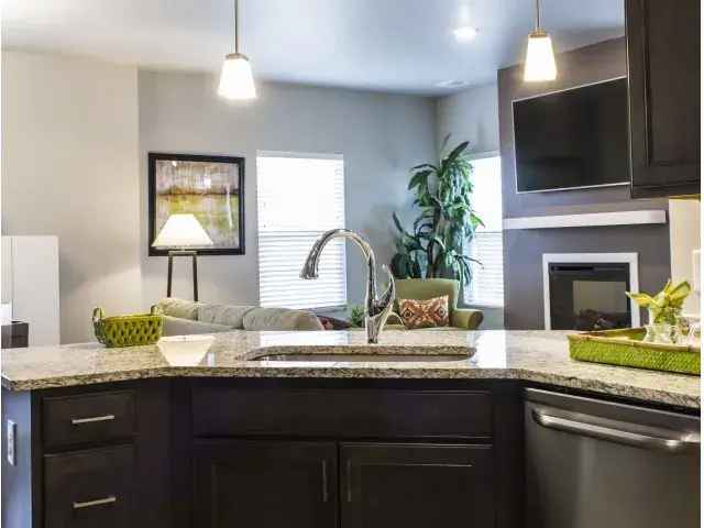 Rent Town Home Apartments in Southfield MI with Luxury Features