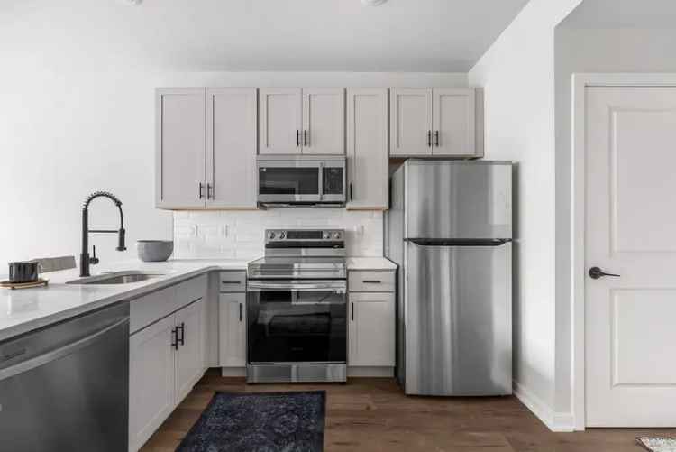 Rent Apartments at Ridge Flats with Modern Amenities Near Main Street