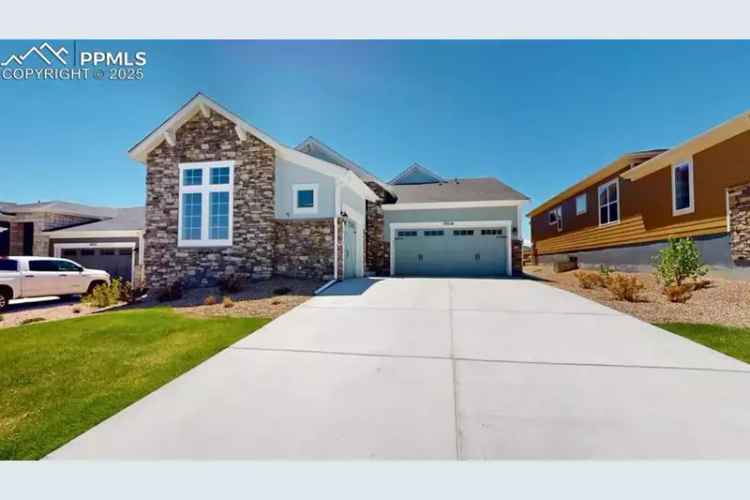 House For Sale in 19054, West 94th Lane, Arvada, Colorado