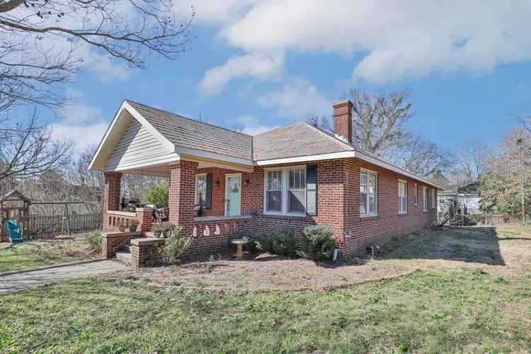 House For Sale in 2201, Summerville Road, Phenix City, Alabama