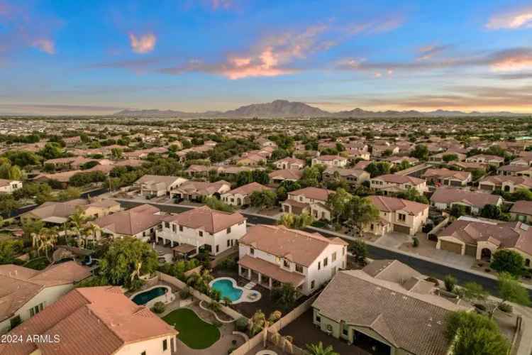 Luxury buy home in South Chandler with stunning features and amenities