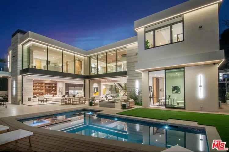 Luxury buy estate in Beverly Hills with modern features and stunning amenities