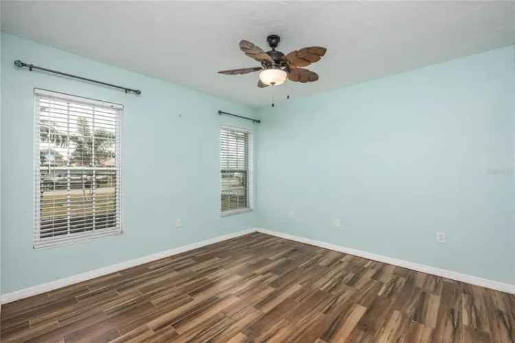 Rent 3 Bedroom Home in Sarasota with Updated Kitchen and Outdoor Space