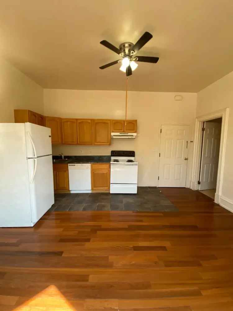 Rent Apartment in Powelton Village with 1 Bedroom and Modern Features